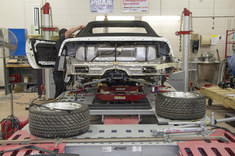 Illustration for article titled Here's How They'll Restore The Sinkhole-Damaged 1 Millionth Corvette